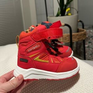 Toddler Hiking Boots- BNWT! Size 7c